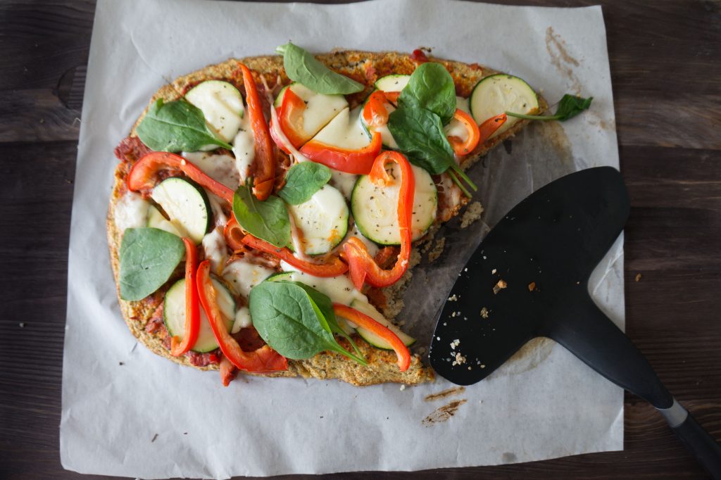 dietetyczna pizza z kalafiora